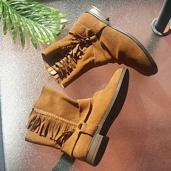 Faded Glory Leather Boots - Picture 4 of 10